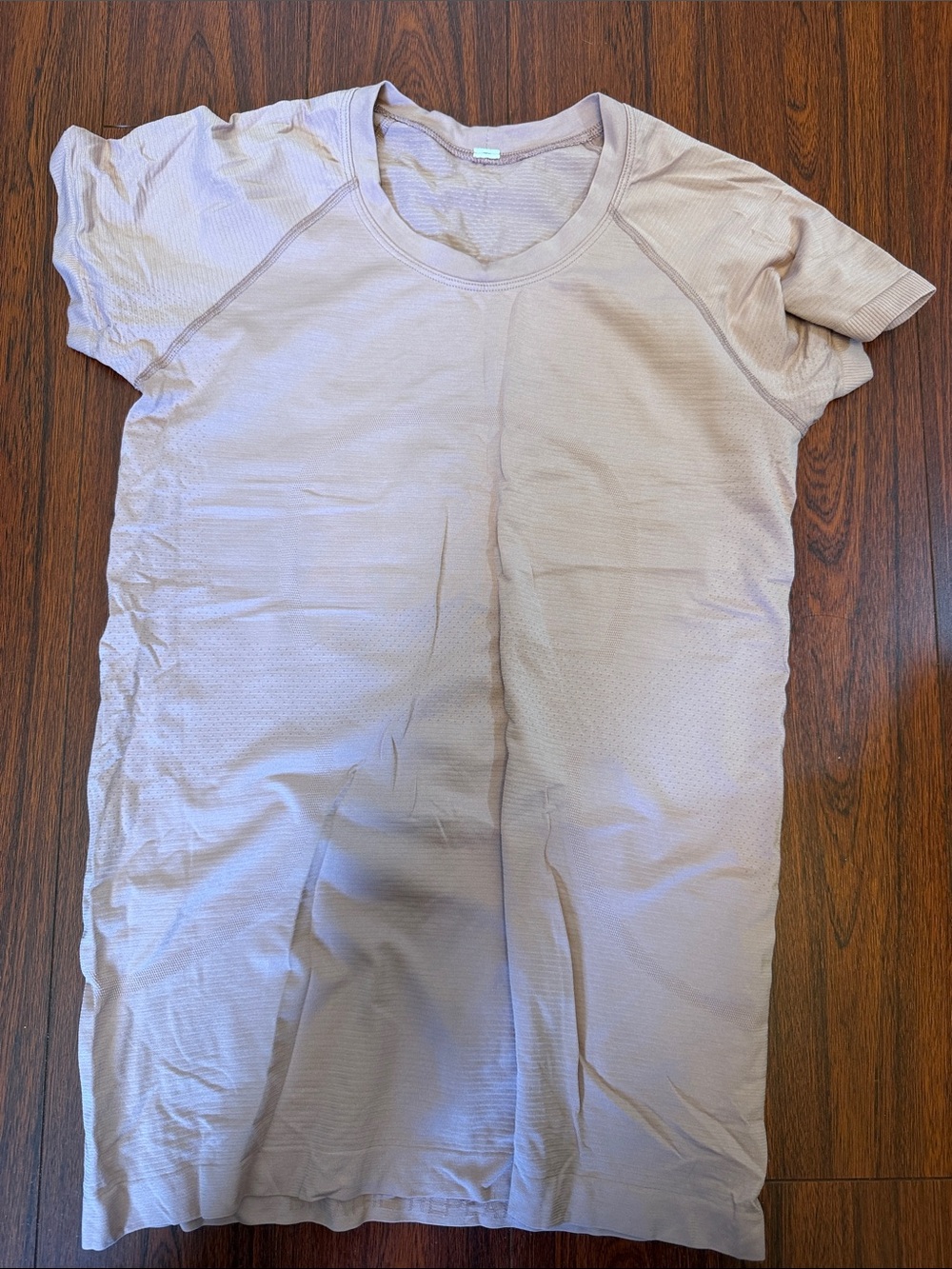 Lululemon Light Mauve Short Sleeve Tee